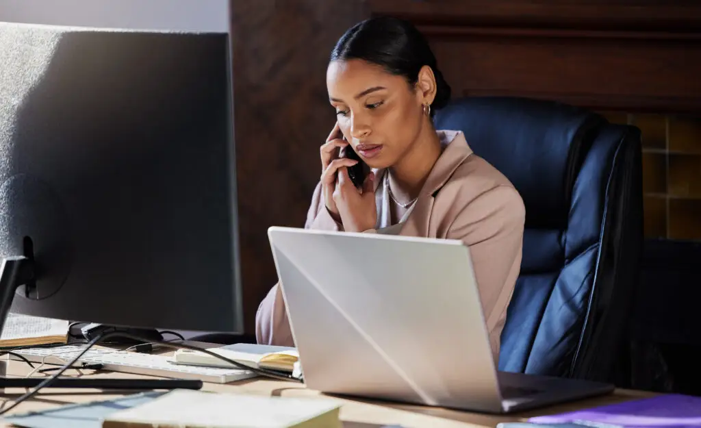 Victim Services Suite: government worker on phone